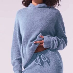Alo Yoga New Class cashmere hoodie sweatshirt Celestial Blue XS